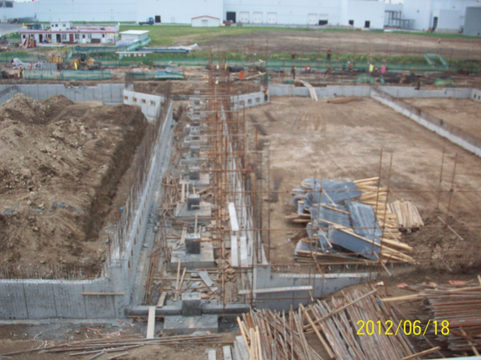 Bin 11 forming and pour