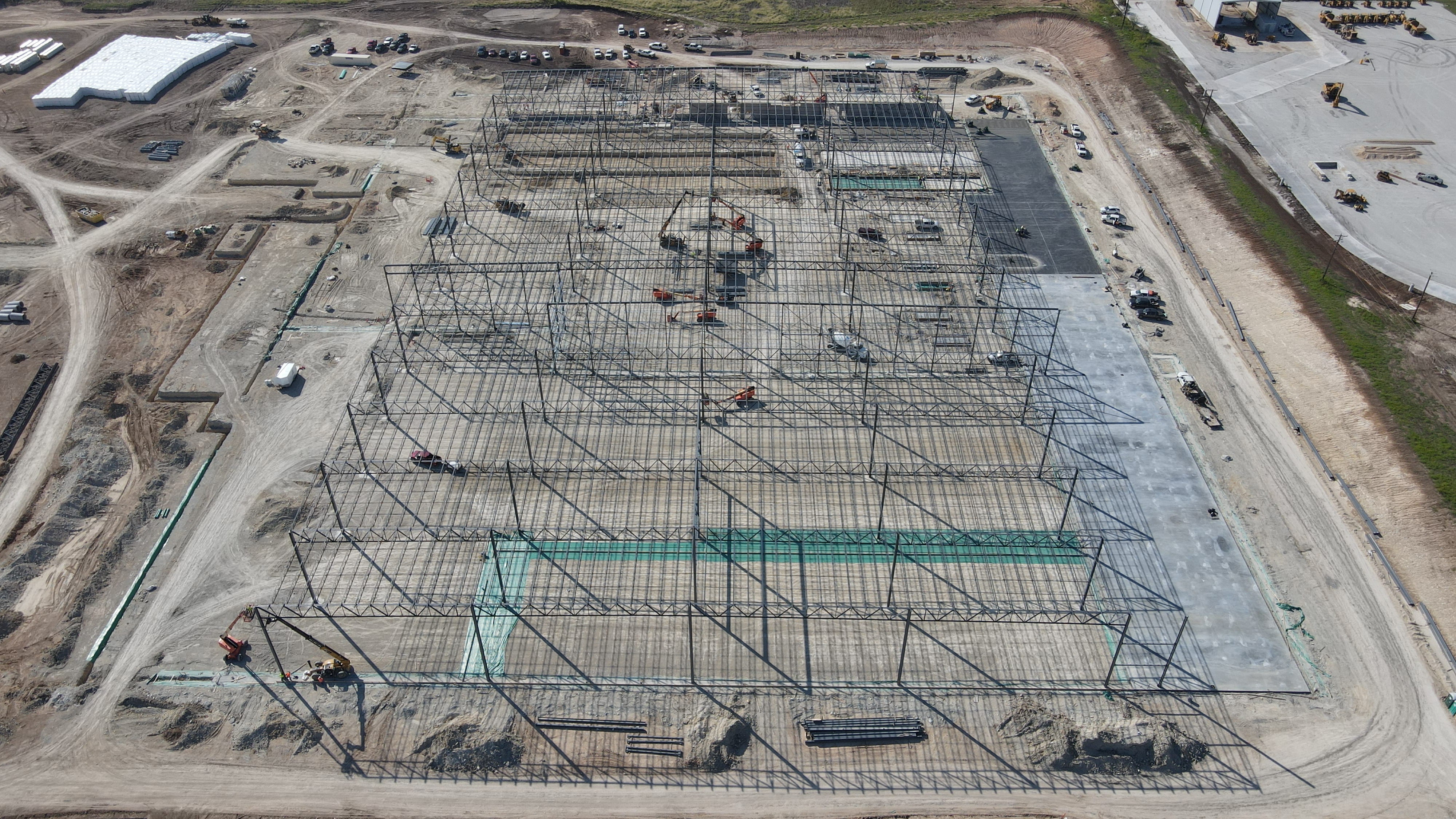 Tilt-up panel beds and slab activity.