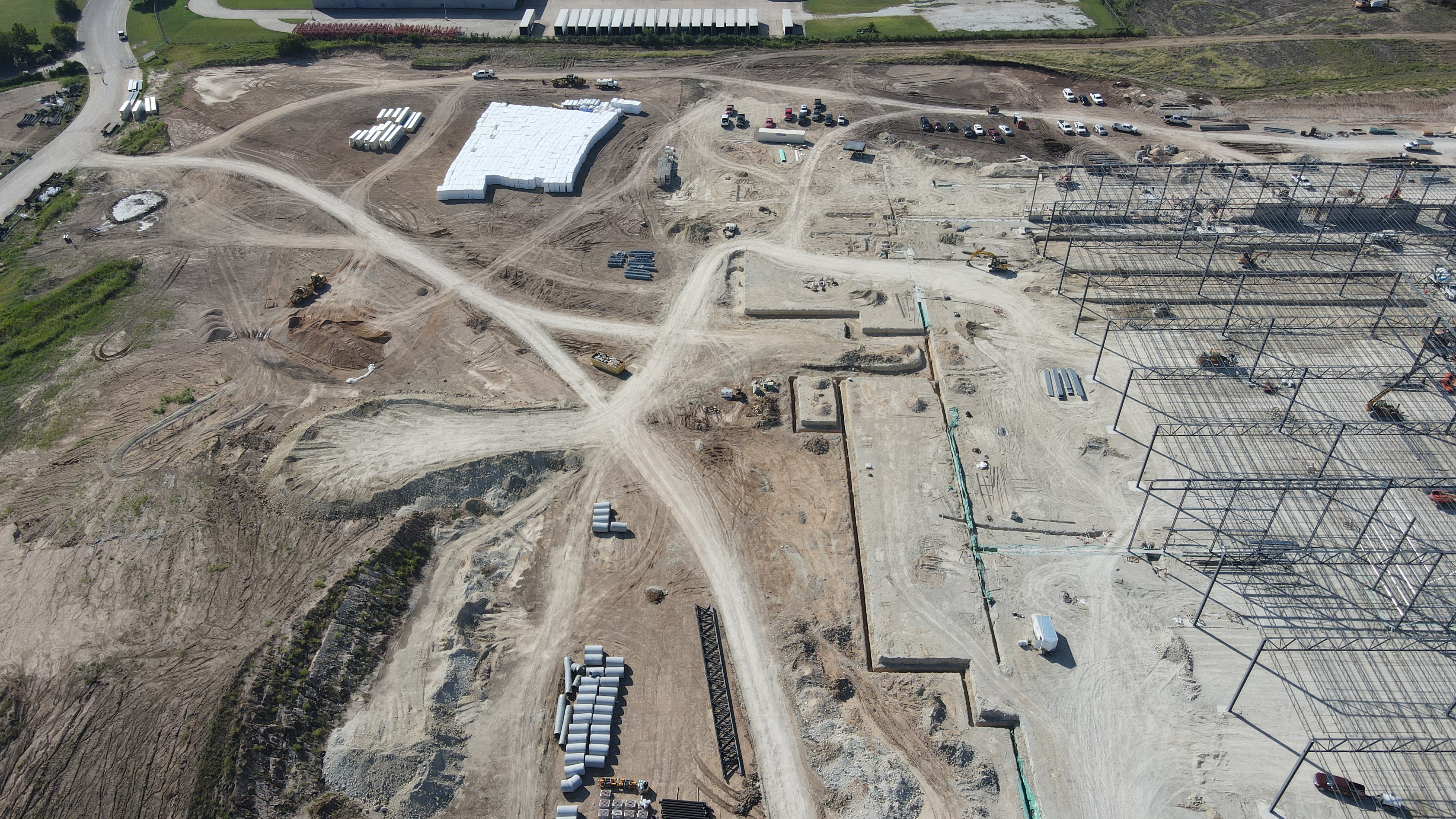 Progress view showing slab pours and bays.